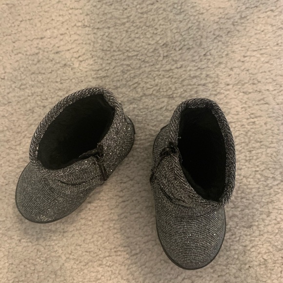 Stuart Weitzman girls black and silver booties ! - Picture 3 of 6